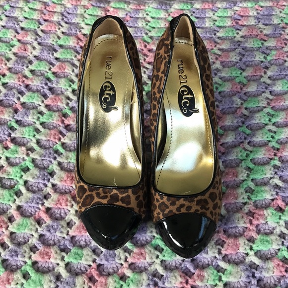 Rue 21 Leopard Heels - Picture 5 of 5